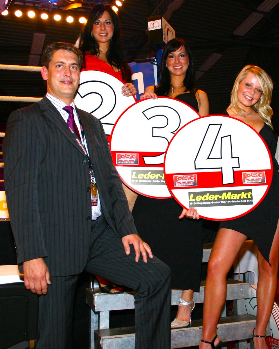 SESBoxing tweet media