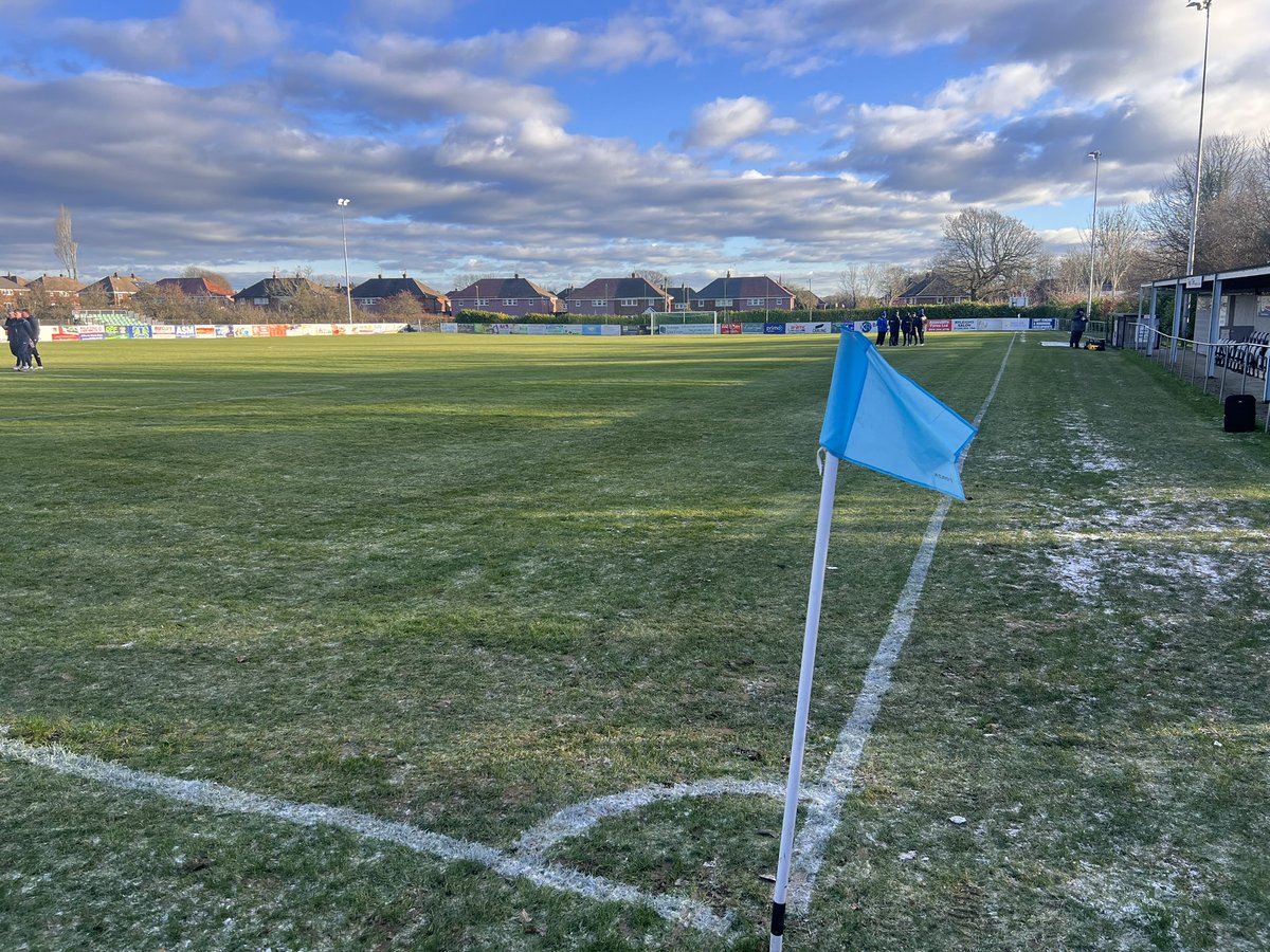 ❌ 𝗠𝗔𝗧𝗖𝗛 𝗢𝗙𝗙

Today’s fixture away at Clay Cross Town has been postponed.

After arriving at the ground, the referee carried out an inspection and made the decision to call the game off due to large areas of the pitch being frozen.

Frustrating for everyone involved,