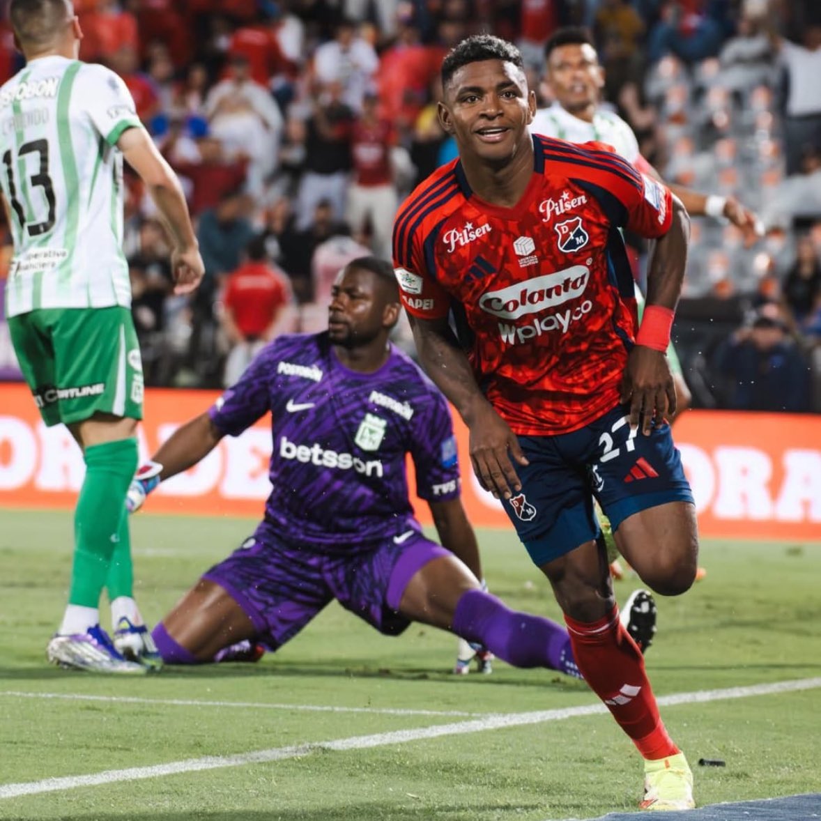 FabrizioRomano's tweet image. 🚨🇨🇴 After fullback Juan Arizala sold to Udinese as revealed last week, Independiente Medellin prepare one more sale.

Brayan Leon leaves the club to join Mamelodi Sundowns for $3.5m package plus sell-on clause.