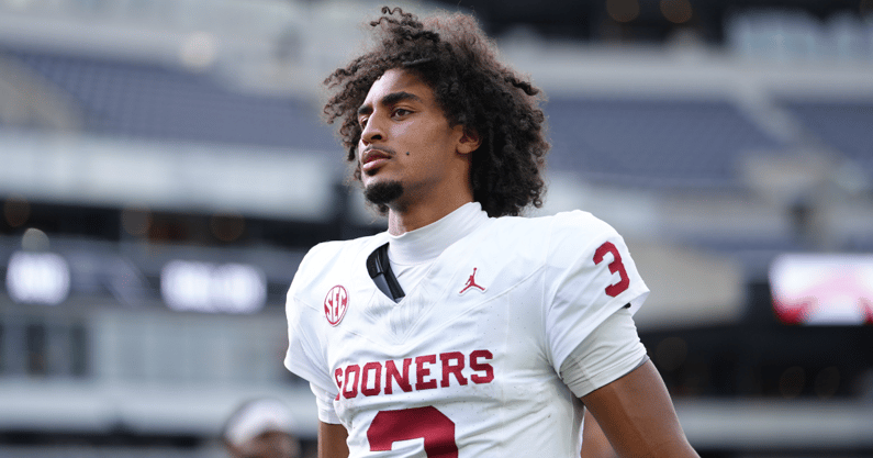 PeteNakos's tweet photo. West Virginia is set to host Oklahoma QB Michael Hawkins, sources confirm to @on3. 

https://t.co/ft7ZpACY5h https://t.co/8z3cP5qnRd