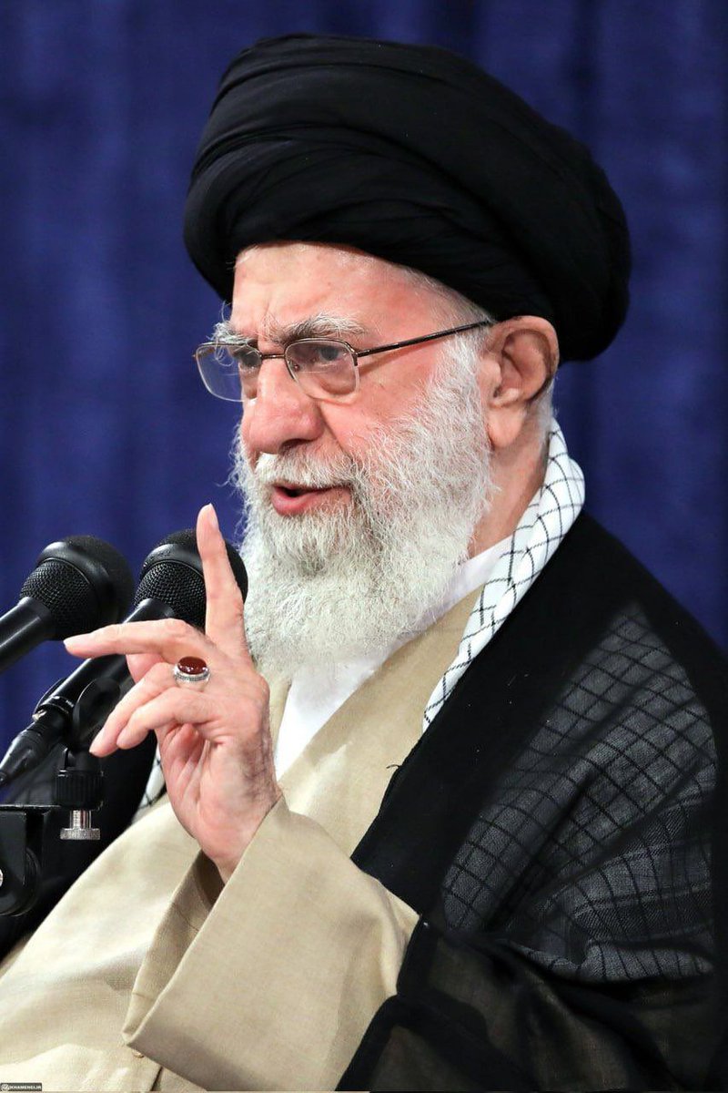 با همراهی مردم دشمن را به زانو در می‌آوریم 

سید علی حسینی خامنه‌ای ۱۴۰۴/۱۰/۱۳