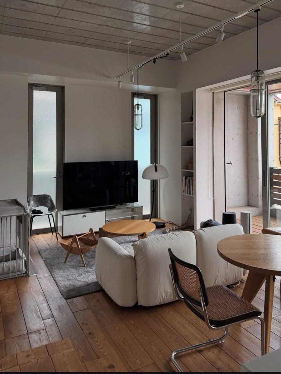 部屋 : Living room,Tokyo ✈︎✈︎✈︎🌺