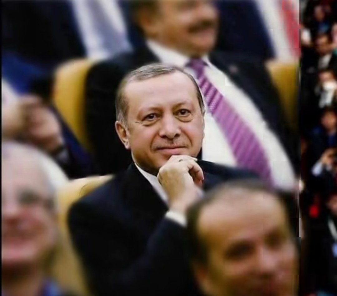 Biz gönül verdik,
Sen ömür ver Allah'm.

RTErdoğan❤️🇹🇷