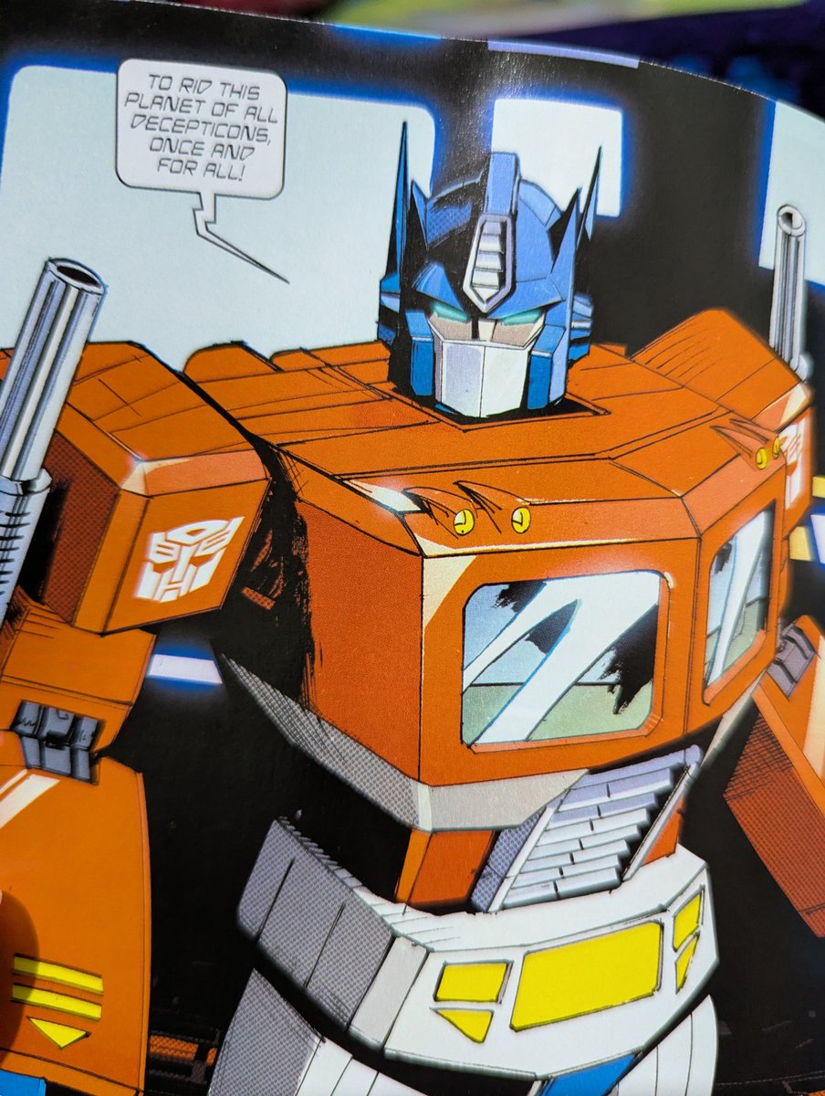 shookieshima's tweet image. feels so insane holding dan mora's art with my own hands