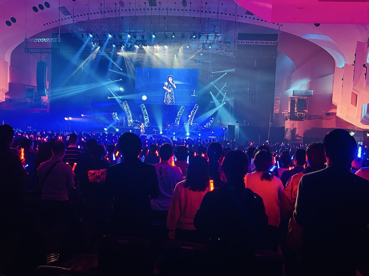 艦これ2026 NEW YEAR LIVE‼️
あまりの盛り上がりに歌ってる私がぶっ飛びそうでした✌️
新年早々気持ち良かった〜🎵
提督の皆さん、田中プロデューサー、出演者、スタッフの皆さま最高🎉お疲れ様でした👋

#艦これ新春ライブ2026 #艦これ #MIQ