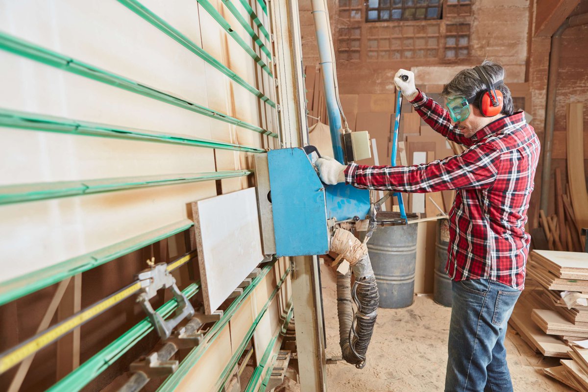 NFIB's tweet image. An opinion piece in @WashTimes highlights the importance of the Small Business Deduction being made permanent, citing NFIB research.

The 20% Small Business Tax Deduction was set to expire at the end of 2025. Congress voted to stop a massive tax hike on millions of…