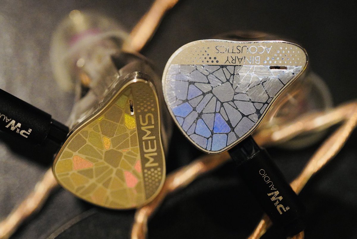 Binary EP321-MEMSはカテゴリーを超えた極めてユニークなイヤホンです