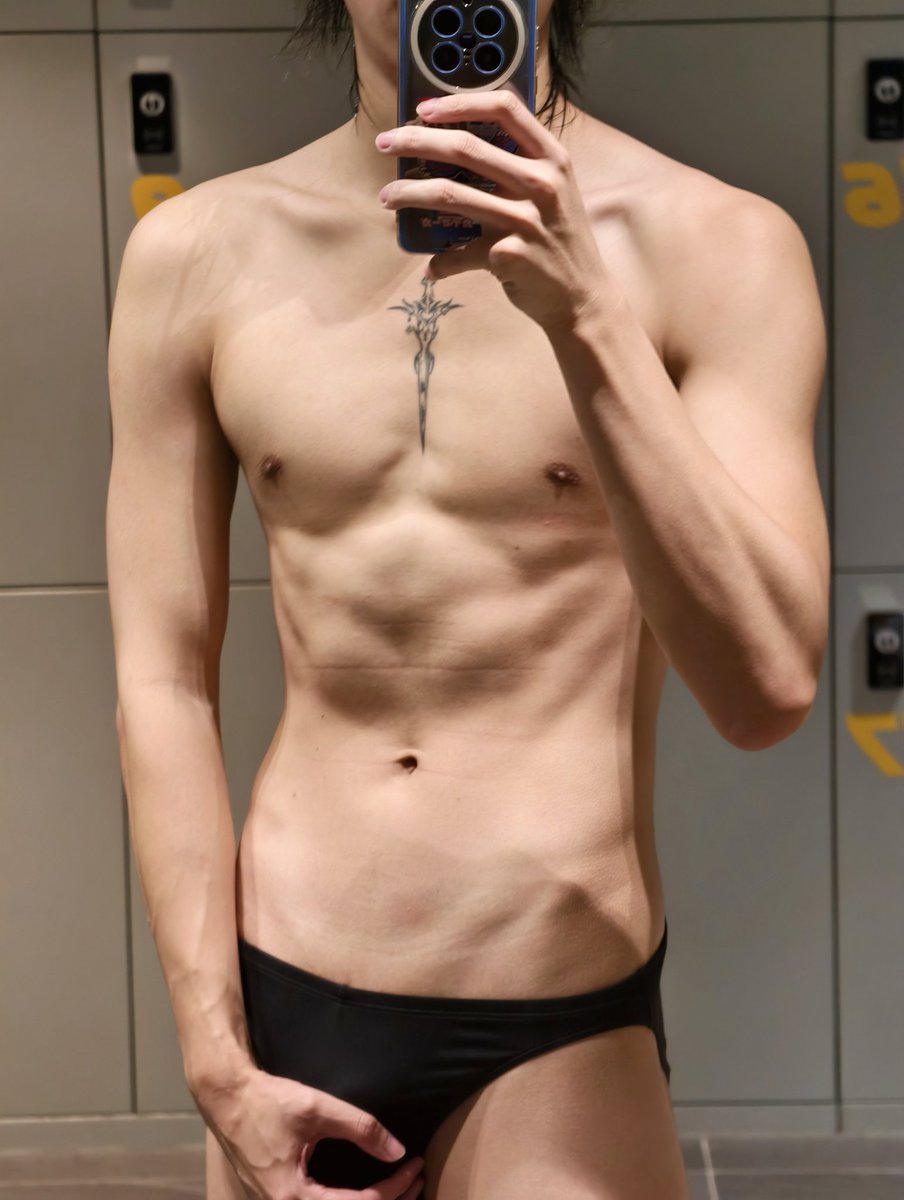 今年继续加油  #暴露天体 #暴露 #男大 #反差男大 #户外 #野裸