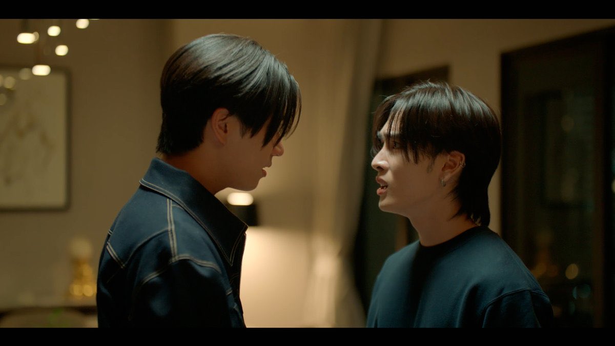 perthcanta's tweet image. anyway the height difference 🤤