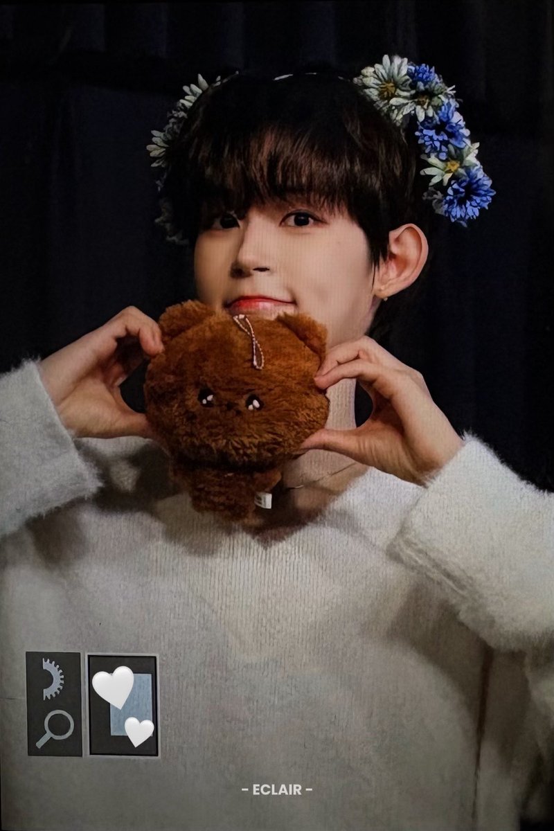 ᴇᴄʟᴀɪʀ tweet media