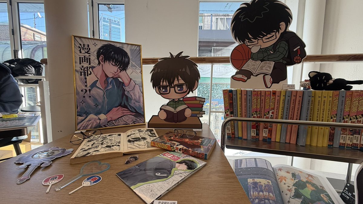 정신없이 예매하느라 럭드 몇개 한건지도 몰라서 추가 예약도 안 하고…

우당탕탕 어떤 정신이었는지 모르겠지만 올해도 태웅이 생카 열어주셔서 정말 감사드리는 마음은 확실해요🥹 정말 기대하지도 않았었는데

#2026문화제_with슈퍼루키서태웅
#서태웅군의_생일을_축하합니다_by친위대