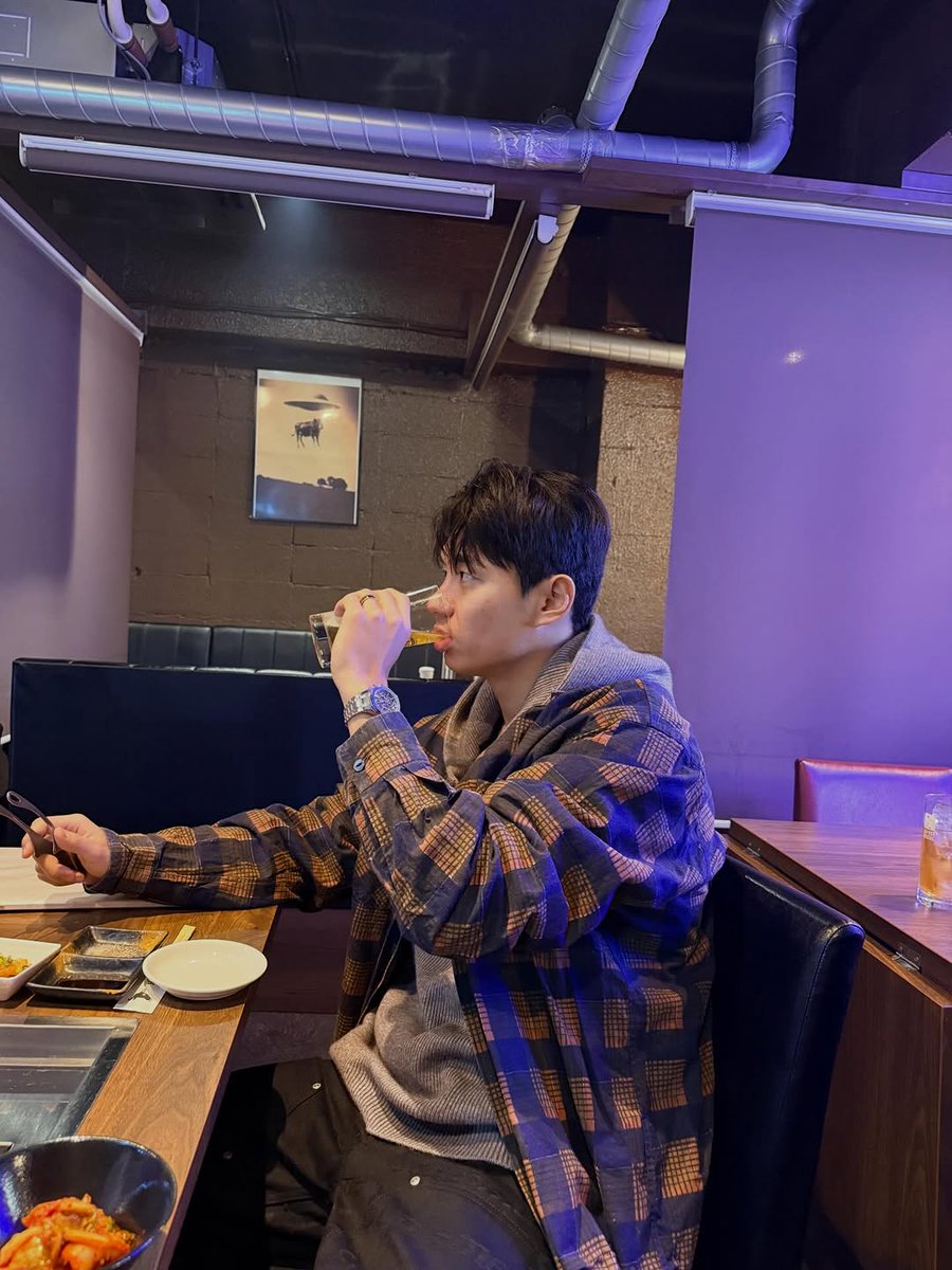 Jinwoo tweet media