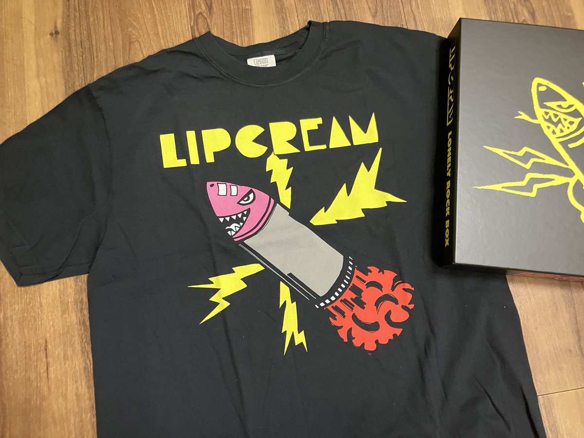 LP BOXと同時期にRELAPSE RECORD SにオーダーしたLIP CREAMのTシャツが