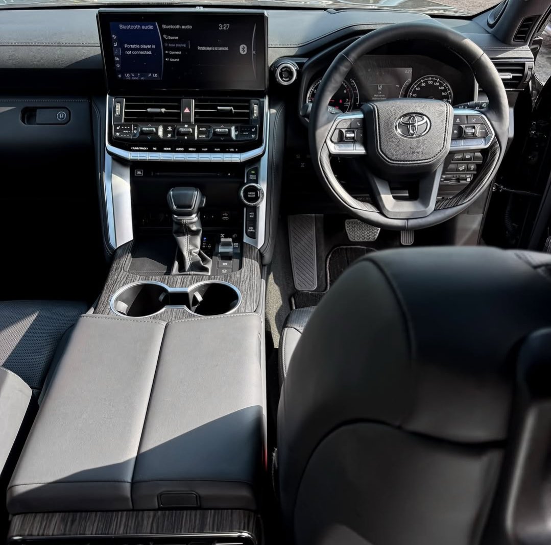 Toyota Land cruiser ZX LC300 2023 Model Automatic transmission