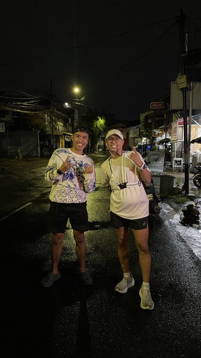 kkbrown_32's tweet photo. @tirta_cipeng chering di sac rawangun jam 2 pagi 🤘🤘🤘 https://t.co/Rg59WiOqeS