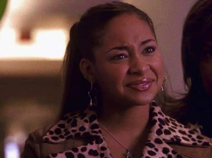 “she’s so self centered” who’s supposed to be the center of my life? you? 💀💀