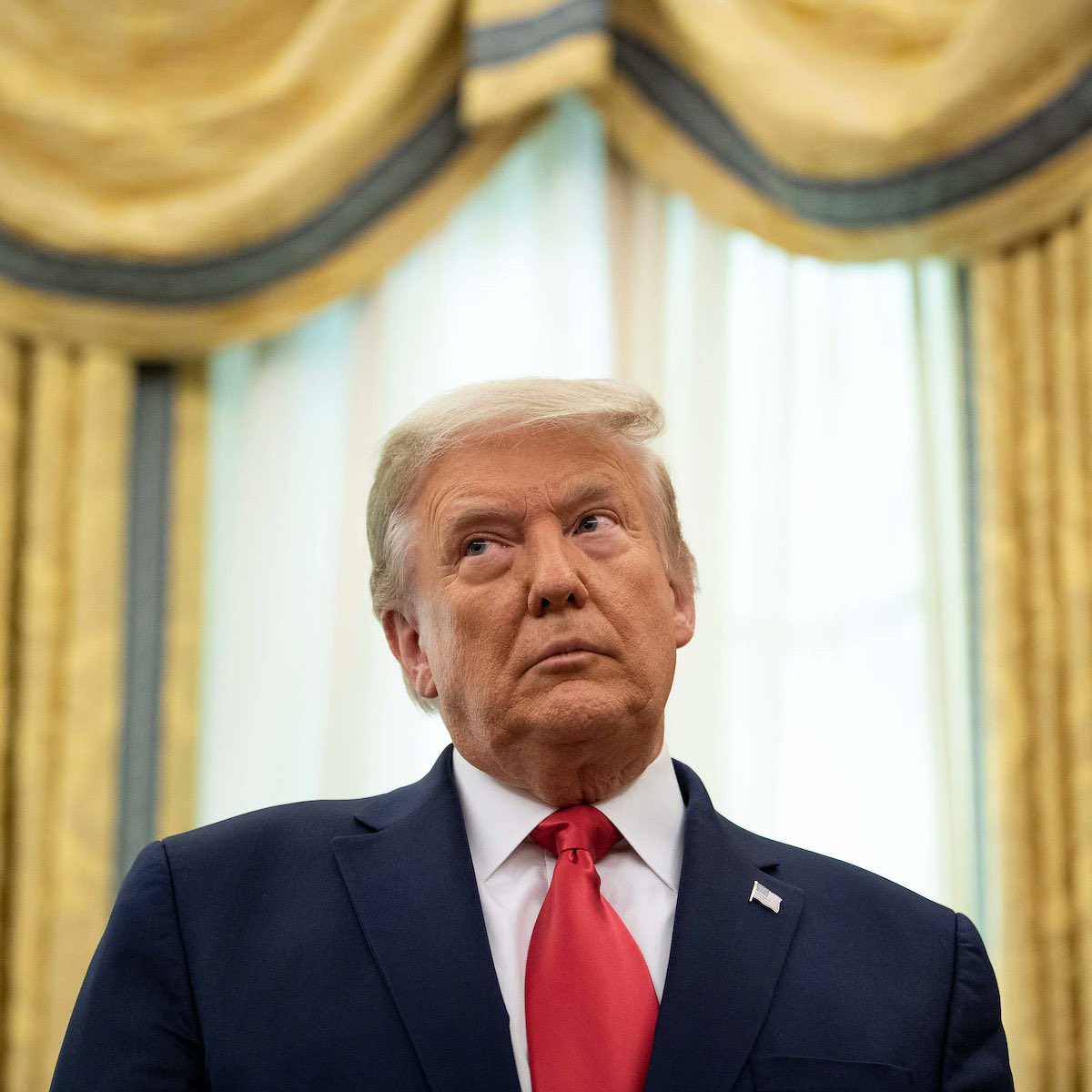 pluetonee's tweet photo. Trump: 

“Maduro’yu 4 gün önce yakalamayı planlamıştım ancak hava koşulları uygun değildi.

Kale gibi korunaklı bir yerdeydi, birkaç yaralımız var.

Maduro'nun bıraktığı yerden başka birinin devam etmesine izin veremeyiz." https://t.co/sayVeUPkGI