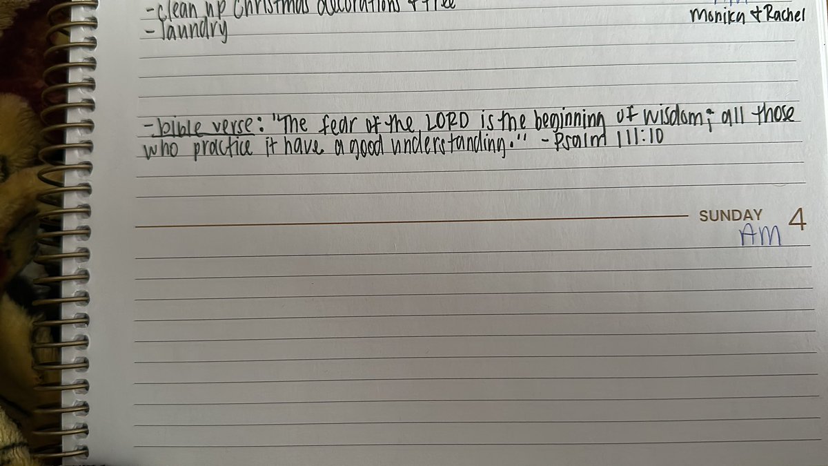 Sunfl0werBH's tweet photo. Year 3 of writing down the daily Bible verse that @GrangerSmith posts. Slowly growing in the word in our home. ✝️ https://t.co/ZmFDH0L6E2