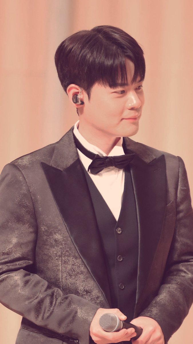 251230
Adieu 2025 송년가족음악회 (강릉아트센터)
라포엠 유채훈😍