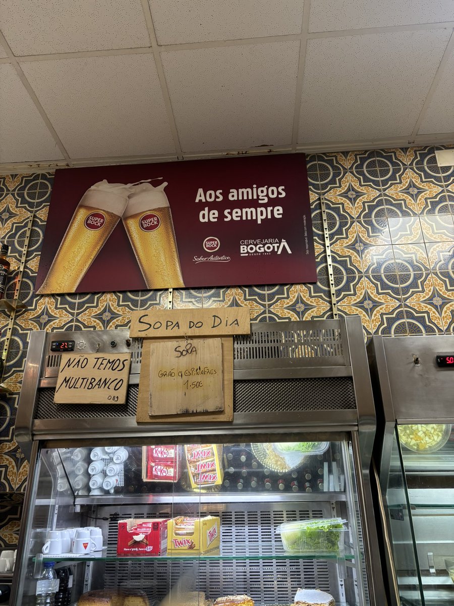rettoweiler's tweet photo. Warm up para o Belenenses - Amora na Cervejaria Bogotá 🧢 https://t.co/kMZrwwoG4I