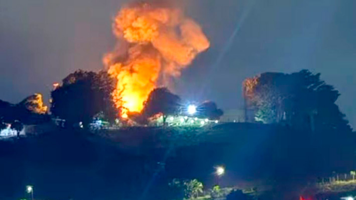 Comunicado del Partido Comunista Revolucionario

Condenamos la bárbara agresión militar yanqui a Venezuela

Condenamos enérgicamente la brutal agresión imperialista del gobierno yanqui de Trump contra el pueblo y la hermana República Bolivariana de Venezuela.

Los ataques