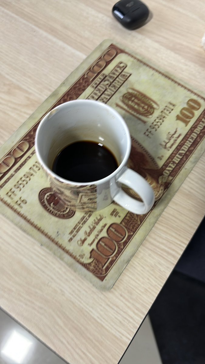 Engagement back down!!

Like if you see this!!