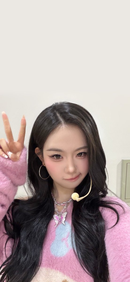 tripleSwp's tweet photo. 스튜디오 룰루랄라 twitter update

#워크맨 #Workman
#tripleS #트리플에스 #トリプルS  
#ChaeYeon #채연 #김채연 #チェヨン https://t.co/iZj6PdTs01