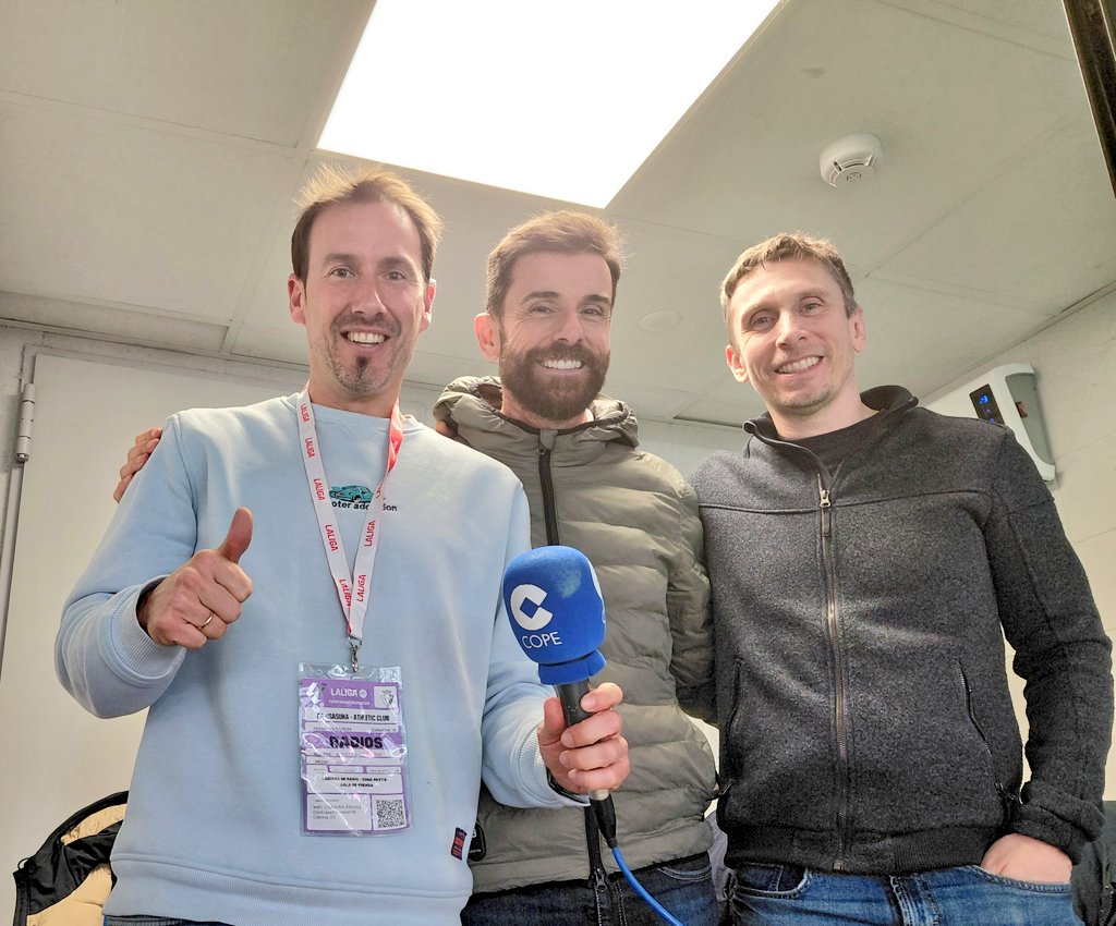 Ya preparados en #ElSadar para vivir el #Osasuna #Athletic en <a href="/tjcope/">Tiempo de Juego</a> 
#felizaño #laradio