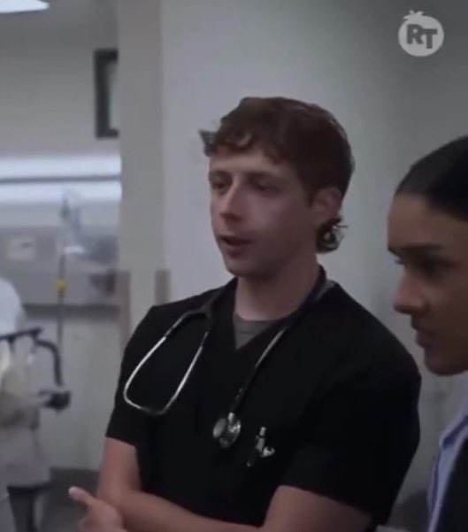 Dylan99328185's tweet image. The Pitt season 2 sneak peek of gerran Howell plays Dennis Whitaker🏥🚑🩺👨‍⚕️##gerranhowell #thepitt #thepitt