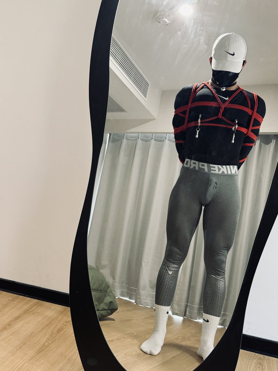 📷<a href="/swt131419/">小哥哥</a>