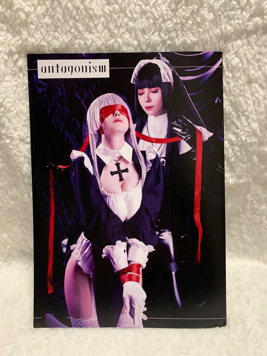 GrowthCard's tweet image. #コミケ107 の戦利品Part 1❗️

アイダユキコ様(@aida_y )様の写真集です📖

世界観の表現が素晴らしい作品でした😆✨️

皆さま、フォローの上要チェックですよ✅

#コスプレイヤーさんと繋がりたい