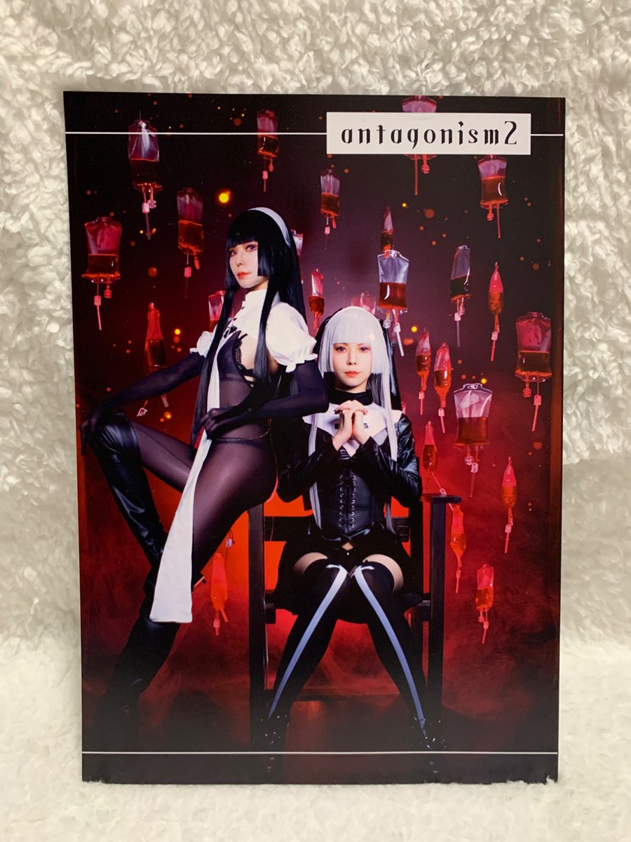 GrowthCard's tweet image. #コミケ107 の戦利品Part 1❗️

アイダユキコ様(@aida_y )様の写真集です📖

世界観の表現が素晴らしい作品でした😆✨️

皆さま、フォローの上要チェックですよ✅

#コスプレイヤーさんと繋がりたい