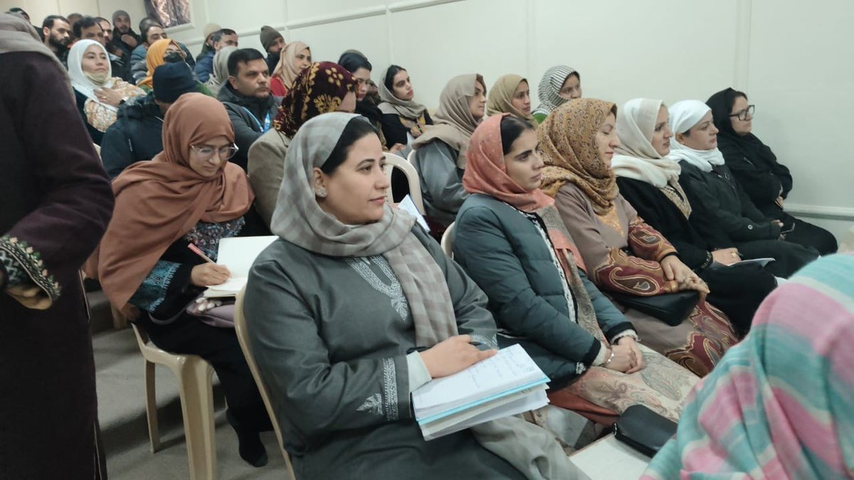 Labour Deptt Baramulla organised a one-day awareness programme on New Labour Codes at Sopore.ALC <a href="/Rahil__Amin/">Rahil Amin</a>  highlighted key reforms aimed at worker welfare,social security &amp; safer workplaces.
<a href="/LabourMinistry/">Ministry of Labour & Employment, GoI</a> 
<a href="/OfficeOfLGJandK/">Office of LG J&K</a> 
<a href="/CM_JnK/">Office of Chief Minister, J&K</a> 
<a href="/diprjk/">Information & PR, J&K</a> 
<a href="/mingasherpa/">Minga Sherpa</a>
<a href="/LabourCommrJK/">Labour Commissioner, J&K</a>