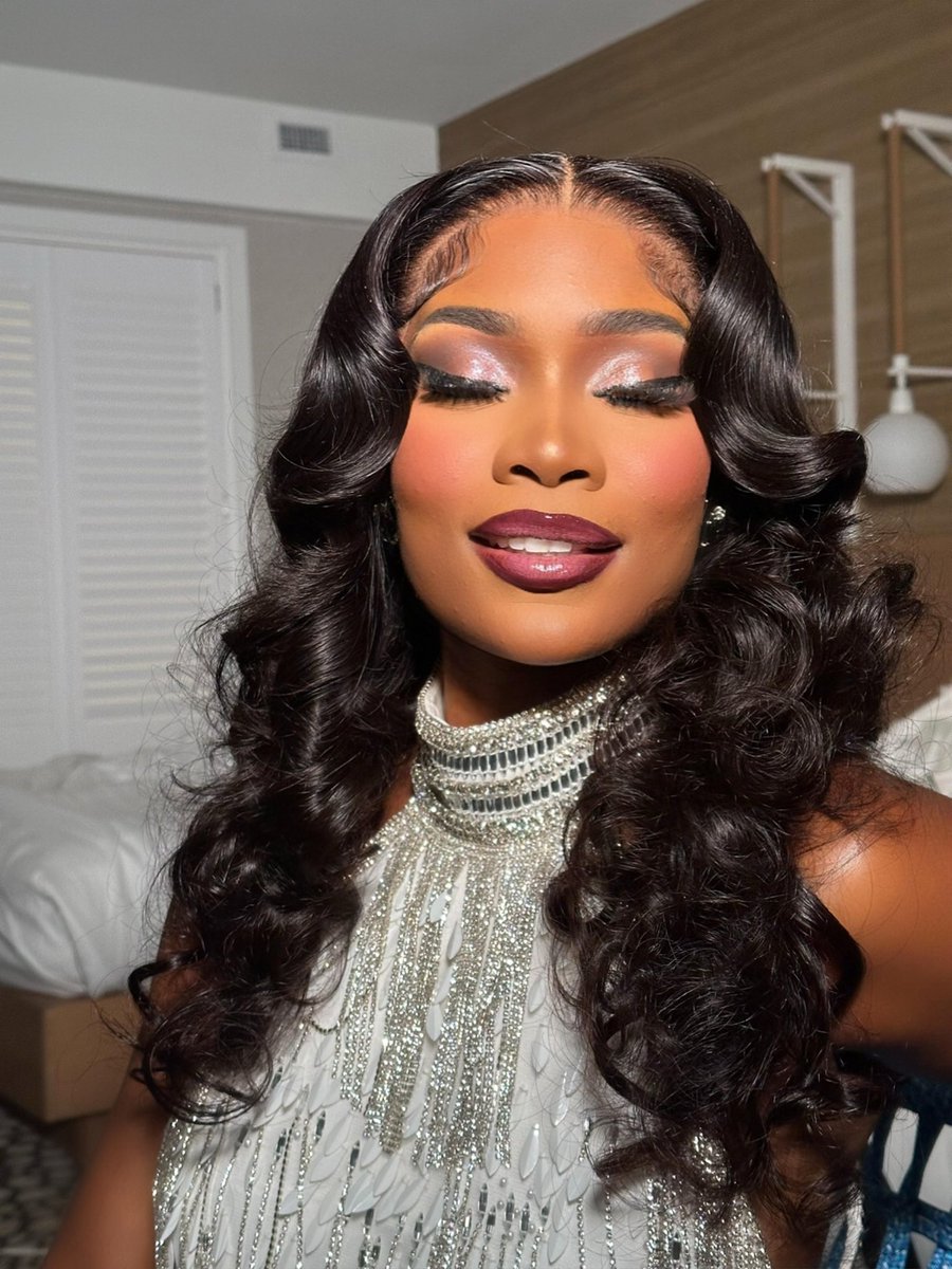 rutshelle's tweet image. million views for “Can’t Get Over You” 🥹
I feel the love. Thank you for streaming, sharing, and believing in this 12 ERA.
You guys are truly the best 🤍🖤
#12era #newalbum