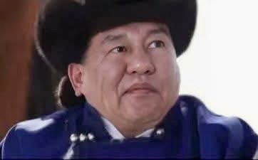 Венесуэлийн газрын тосны 10%-ийг бас нэг ийм нөхөр авдаг л байсан байхдаа тээ😂