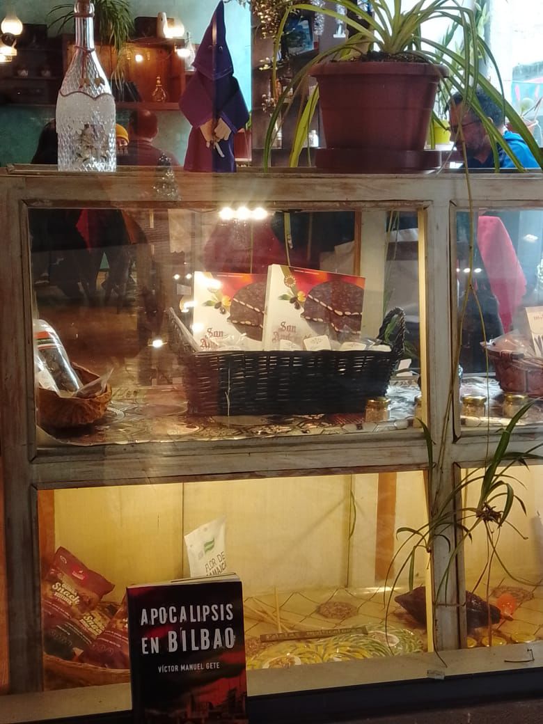 VicGete's tweet image. Productos de Ecuador con #ApocalipsisenBilbao ¡Gracias por la foto!

#terror #zombies #novela