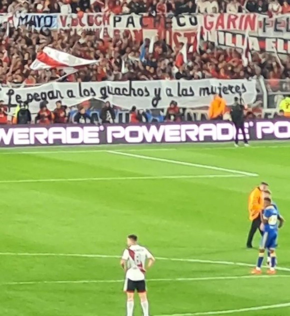 <a href="/TomasCantero609/">Tomas Cantero</a> Aprende a ser de River primero.