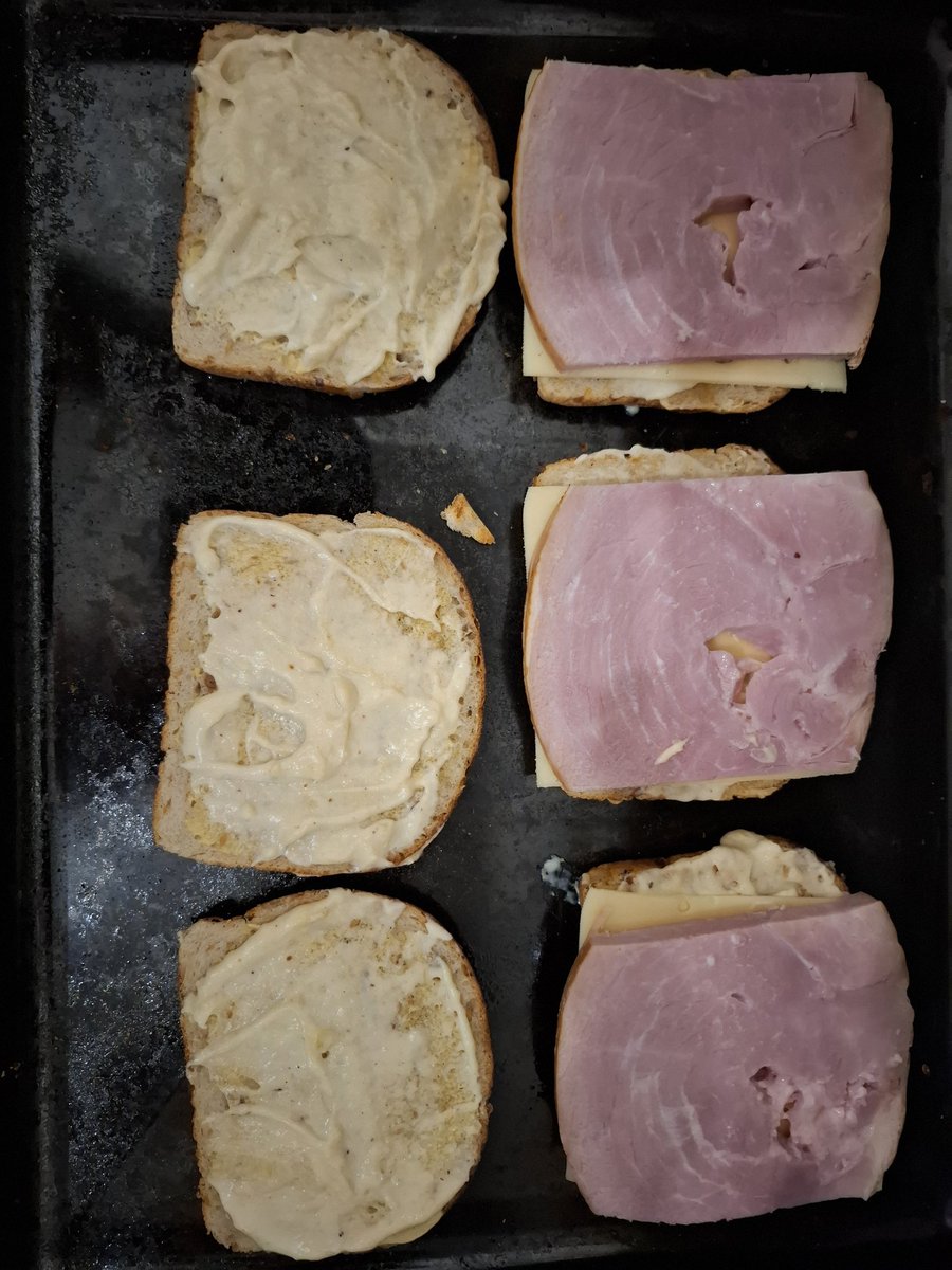 tomis2's tweet image. Oh là là! My Croque Monsieur, love the smell of freshly grated nutmeg. #Foodie