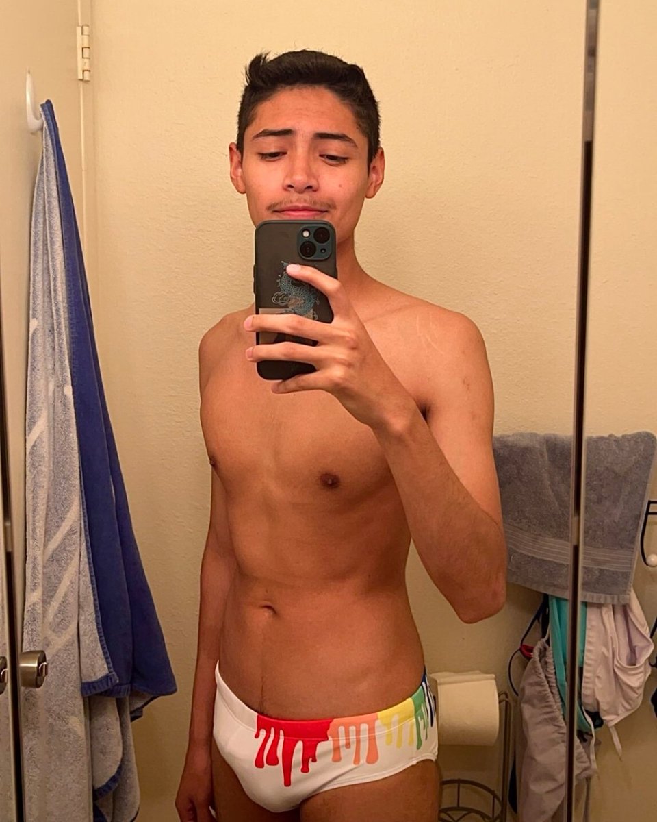 HappyBulge's tweet image. Aldi showing off in It's the Drips #swimsuit for #FriendFriday WEEKEND

happybulge.com/products/its-t…

#swimwear #swimsuits #swimming #swimmer #menswear #underwear #speedos #speedo