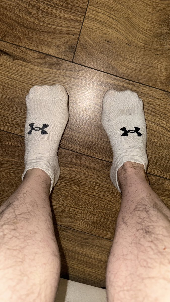 MrGAAFindom tweet media