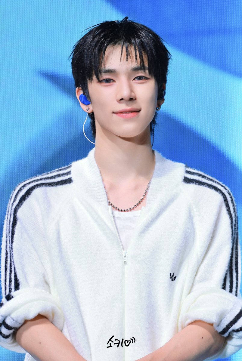 𝐚𝐢⁰⁹¹³🐾🦋 (@ai_sogeon_nexz) / Posts / X