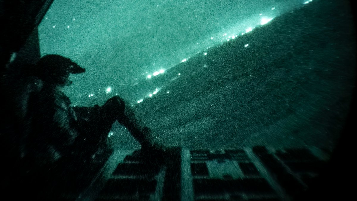 ᴅᴇᴡ tweet media