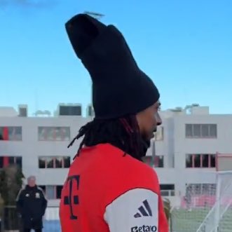 musialalover69's tweet image. bro