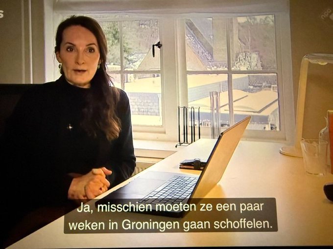 Wanneer je hebt zitten keten tijdens de jeugdclub van de kerk.