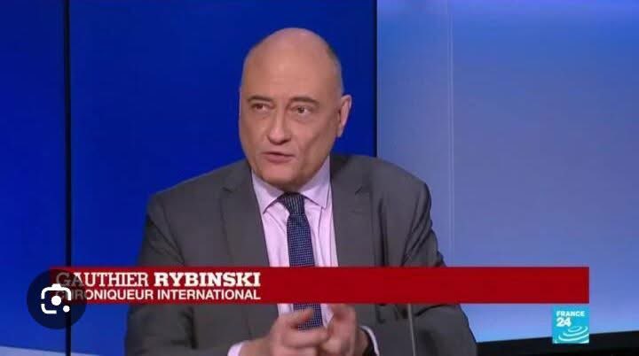 Dès que tu vois ce tonton sur le plateau de France 24 c'est que c'est gâté quelque part 😅