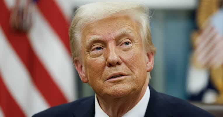 onelmath3's tweet image. Dans ces efforts le président @Fatshi20, à fait sa part pour la #Paix dans le #KIVU. Hélas car aujourd'hui nous pouvons constater que cette homme ne parle pas le langage de Paix mais celui des intérêts. Et si le @RwandaMFA le nourrissait déjà a sa faim?  @Presidence_RDC @TopCongo