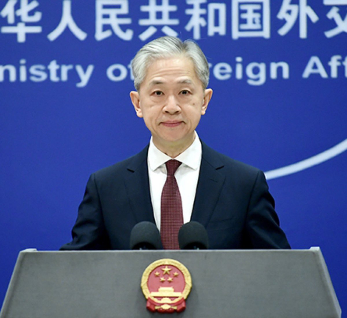 camille_moscow's tweet image. Le porte-parole du ministère chinois des Affaires étrangères Wang Wenbin :

 ▪️L'Amérique est le plus grand producteur de guerre ;

Les États-Unis n'ont pas été en guerre seulement 16 ans de leurs 240 ans d'histoire ;

▪️Les États-Unis sont à l'origine d'environ 80% des conflits…