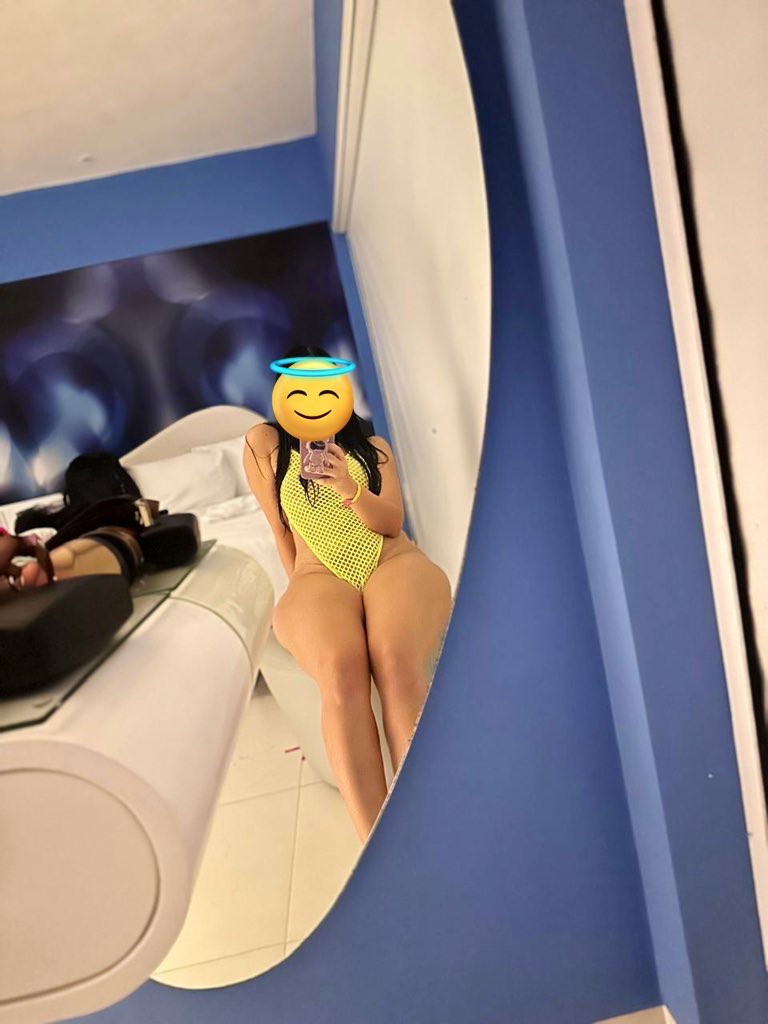 Que parejita o single en Armenia o Pereira para hacer algo rico hoy 

#armenia #pereira #swingercolombia