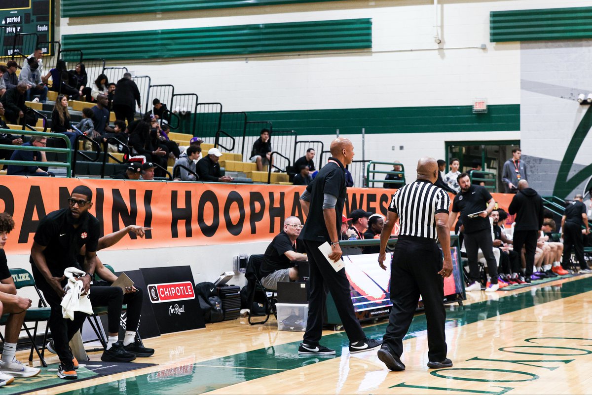 Some Friday Eye-Catchers ⏩ #HoophallWest

‘27 Daniel Abass
‘26 Ikenna Alozie
‘27 Chris Brown
‘26 Tarris Bouie III
‘28 Mateen Cleaves, Jr.
‘29 JJ Crawford
‘26 Corbin Crocker
‘27 Darrell Davis
‘26 Jaden Flemons
‘27 King Gibson
‘26 Austin Goosby
‘26 Cam Holmes
‘26 Colben Landrew