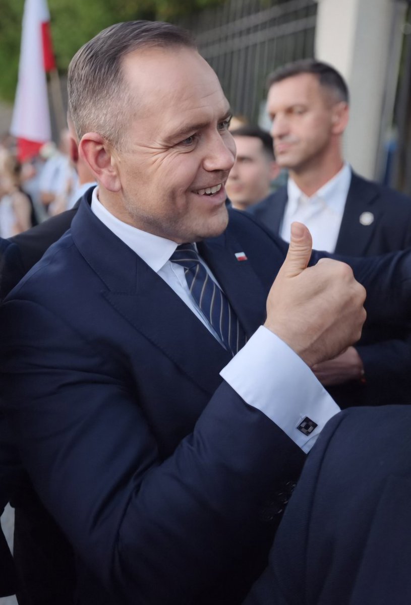 Nasz 🇵🇱 Prezydent.
Nasza Duma, Nadzieja i Gwarant Polskości.
Prezydent Karol Nawrocki. <a href="/NawrockiKn/">Karol Nawrocki</a>✌️